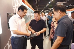 中国运动用品品牌集群调研组到泉州调研