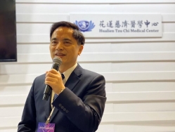 台湾花莲慈济医院院长林欣荣：科技创新 医爱全球