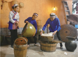 自古民间多佳酿 酒香醇厚慰人心