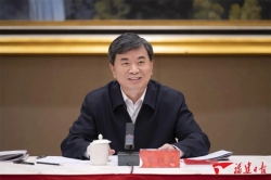 福建省委省政府召开民营经济代表人士座谈会