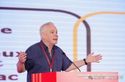 布鲁塞尔葡萄酒大赛中国区评委主席、美国华盛顿州葡萄酒产区中国代表艾哲庸：借鉴国际酒类品牌智慧 探索竹产业营销新路径
