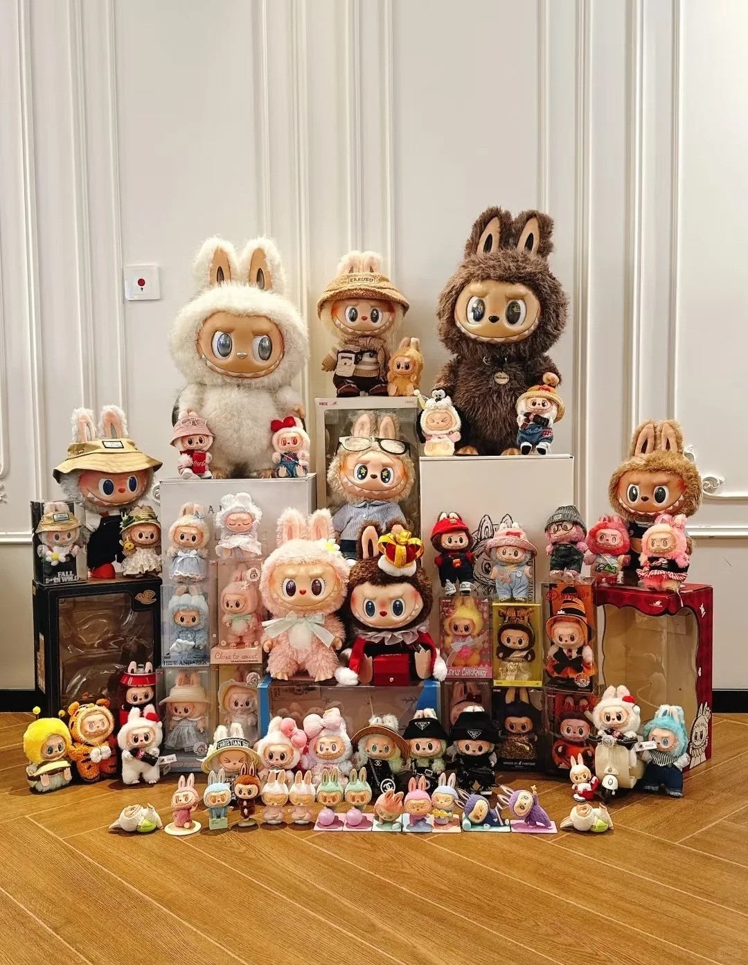 泡泡玛特掏空Z世代钱包的三大魔法