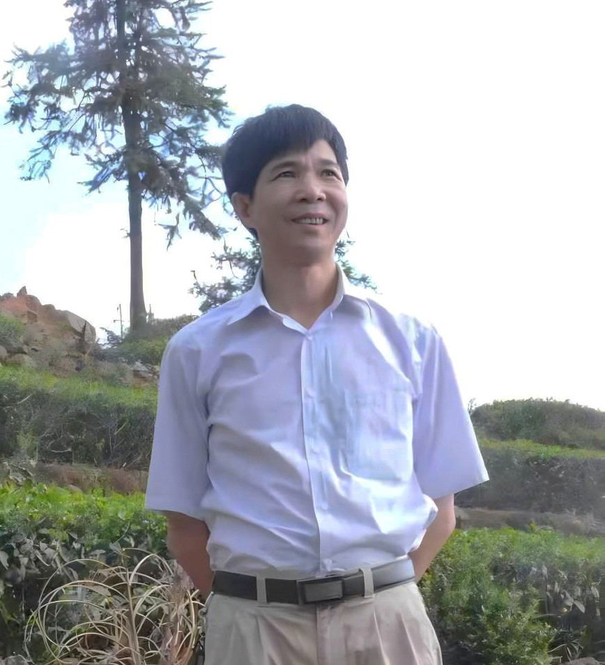 林平西：枯笔写就古今意  水墨晕开天地心