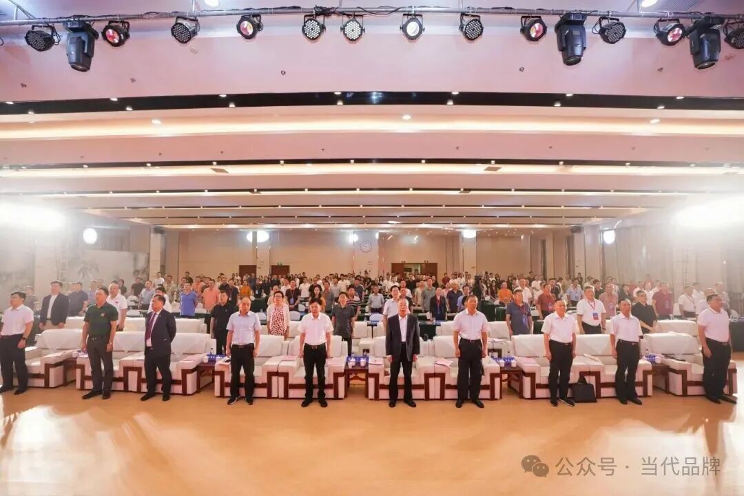 凝聚品牌共识 在新时代浪潮中激荡福建发展新势能——福建省品牌建设促进会2025年理事会扩大会在邵武市举办