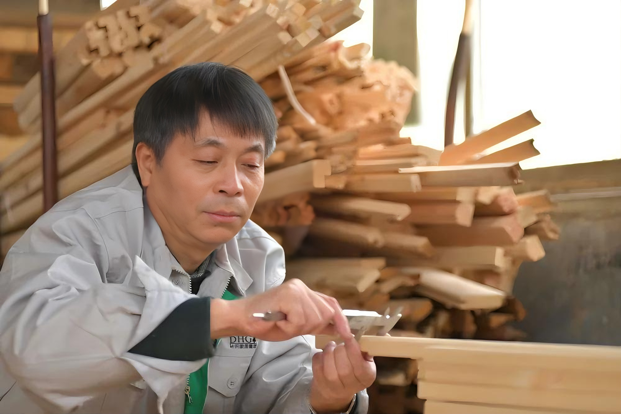 杜氏集团董事长杜锦祥：执木为语守匠心 以绿为基筑标杆