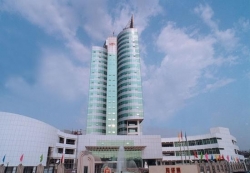 漳州片仔癀药业股份有限公司2025年度董事会圆满召开